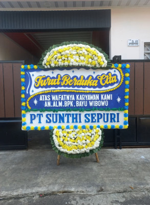 Papan Bunga Duka di Malaka Jaya